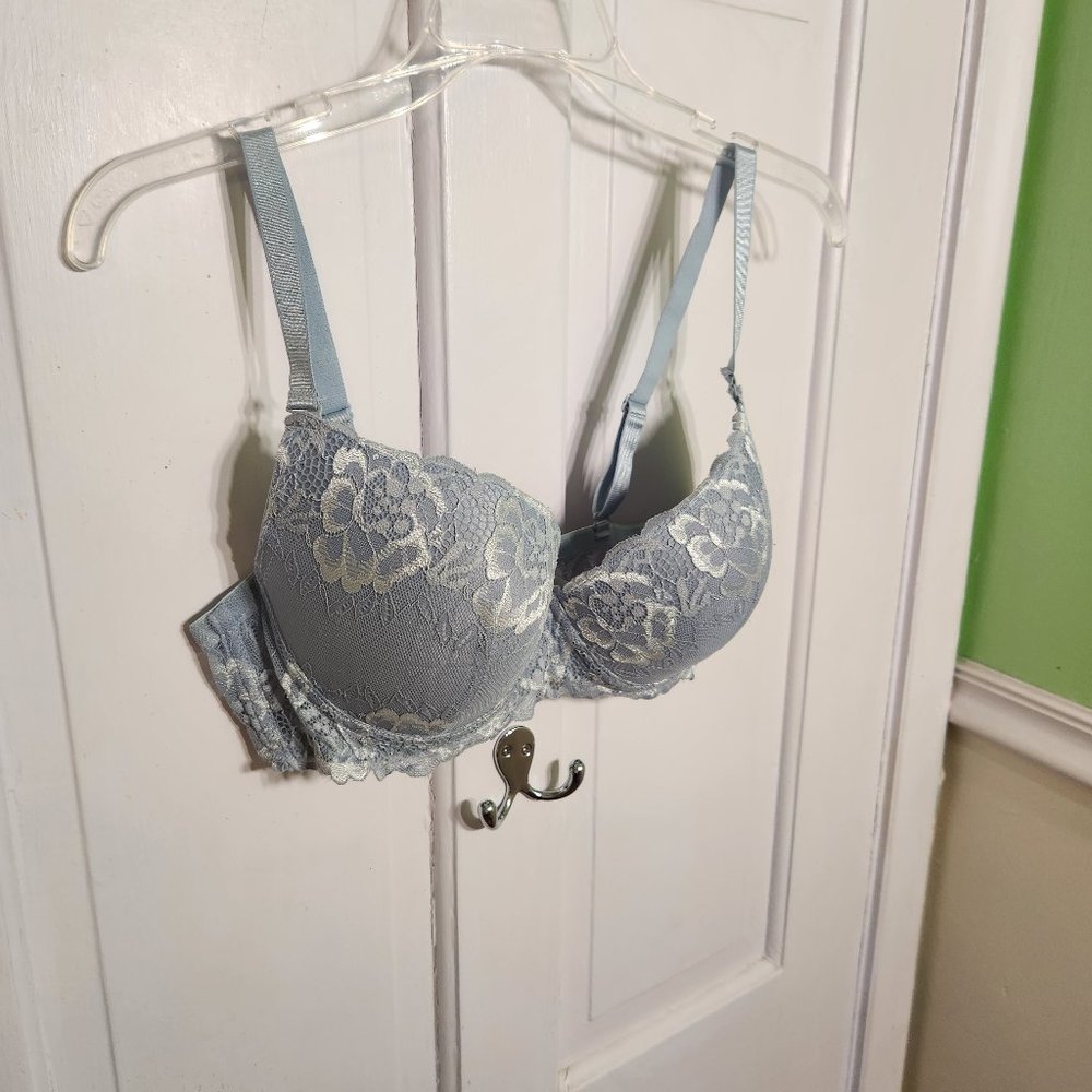 Sophie B. Lace Bra Size 36D